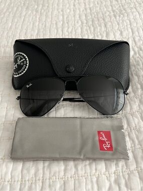 Ray-Ban CUSTOM Aviator Sunglasses in Black and Dark Gray
